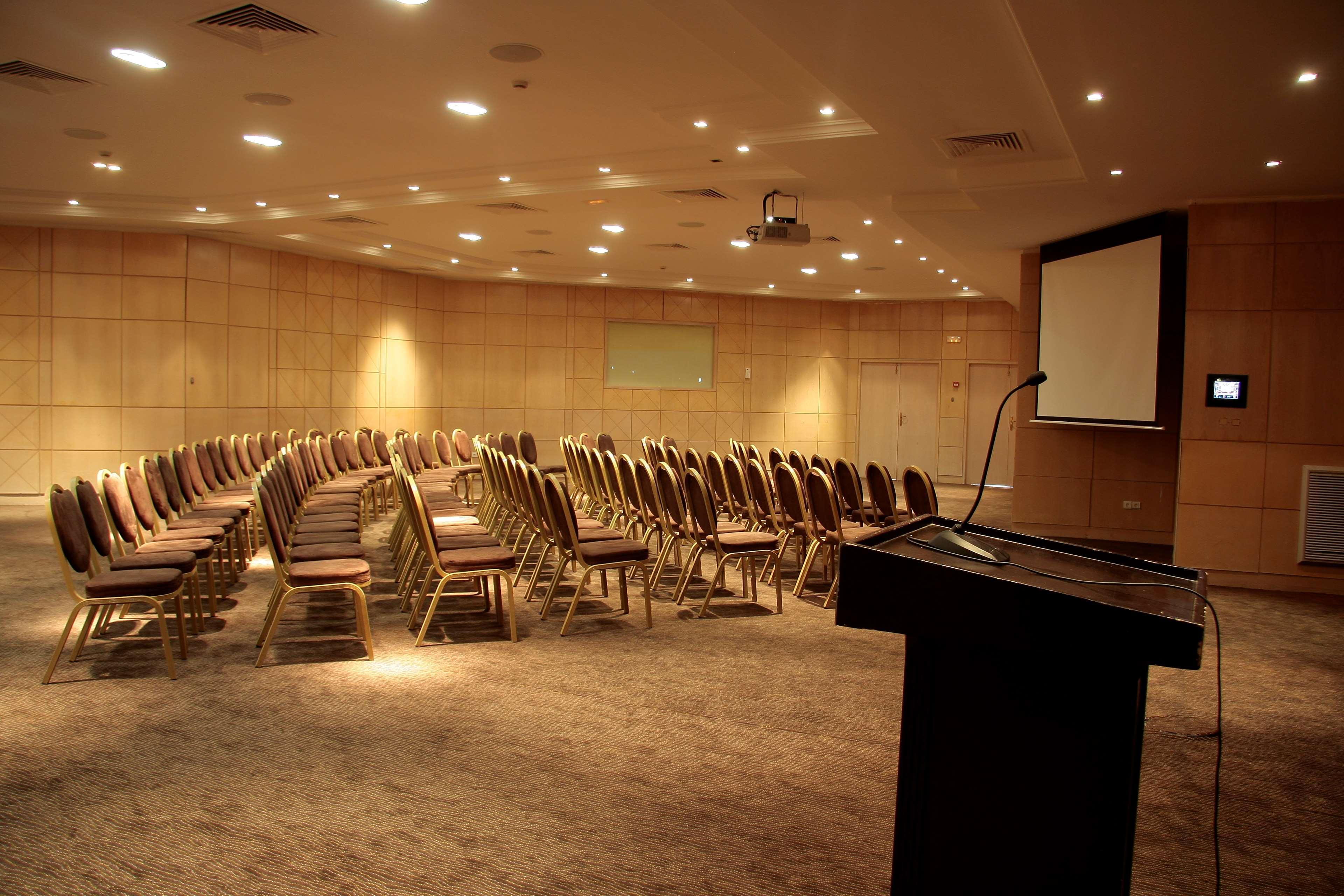 Radisson Blu Palace Resort & Thalasso, Djerba Mezraia 외부 사진 A conference room