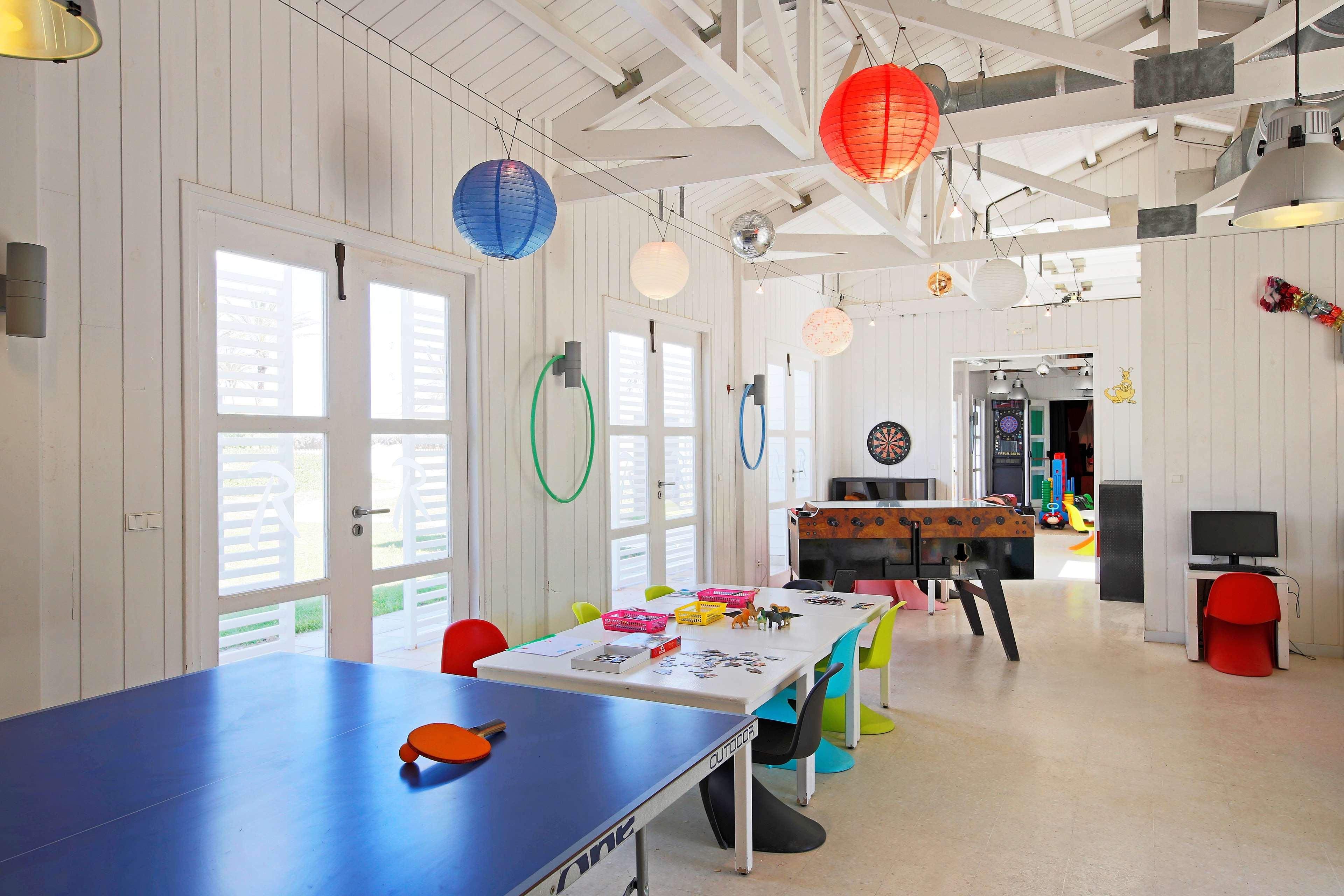 Radisson Blu Palace Resort & Thalasso, Djerba Mezraia 외부 사진 The interior of the school
