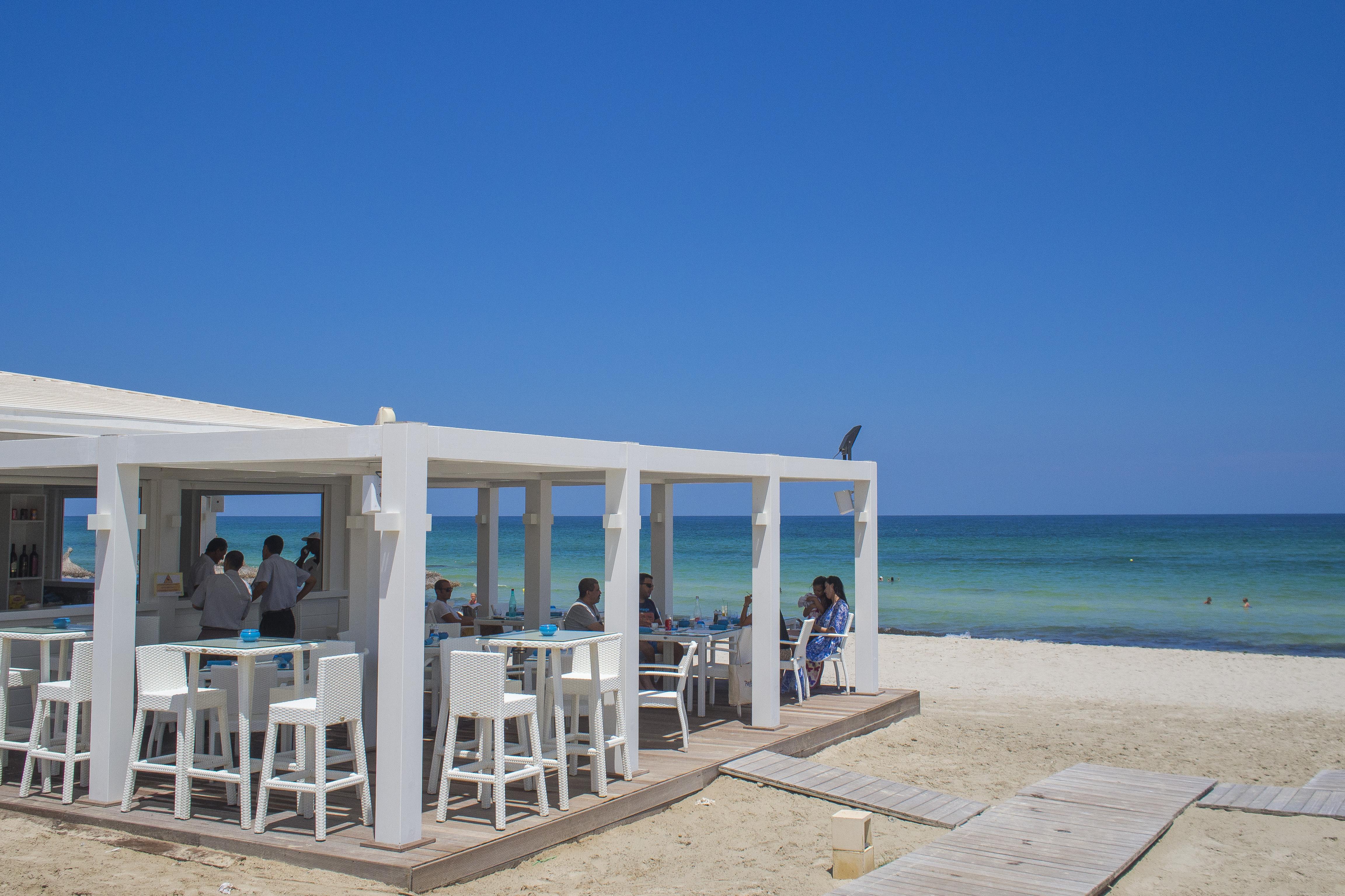 Radisson Blu Palace Resort & Thalasso, Djerba Mezraia 외부 사진 Beach in Torre del Greco