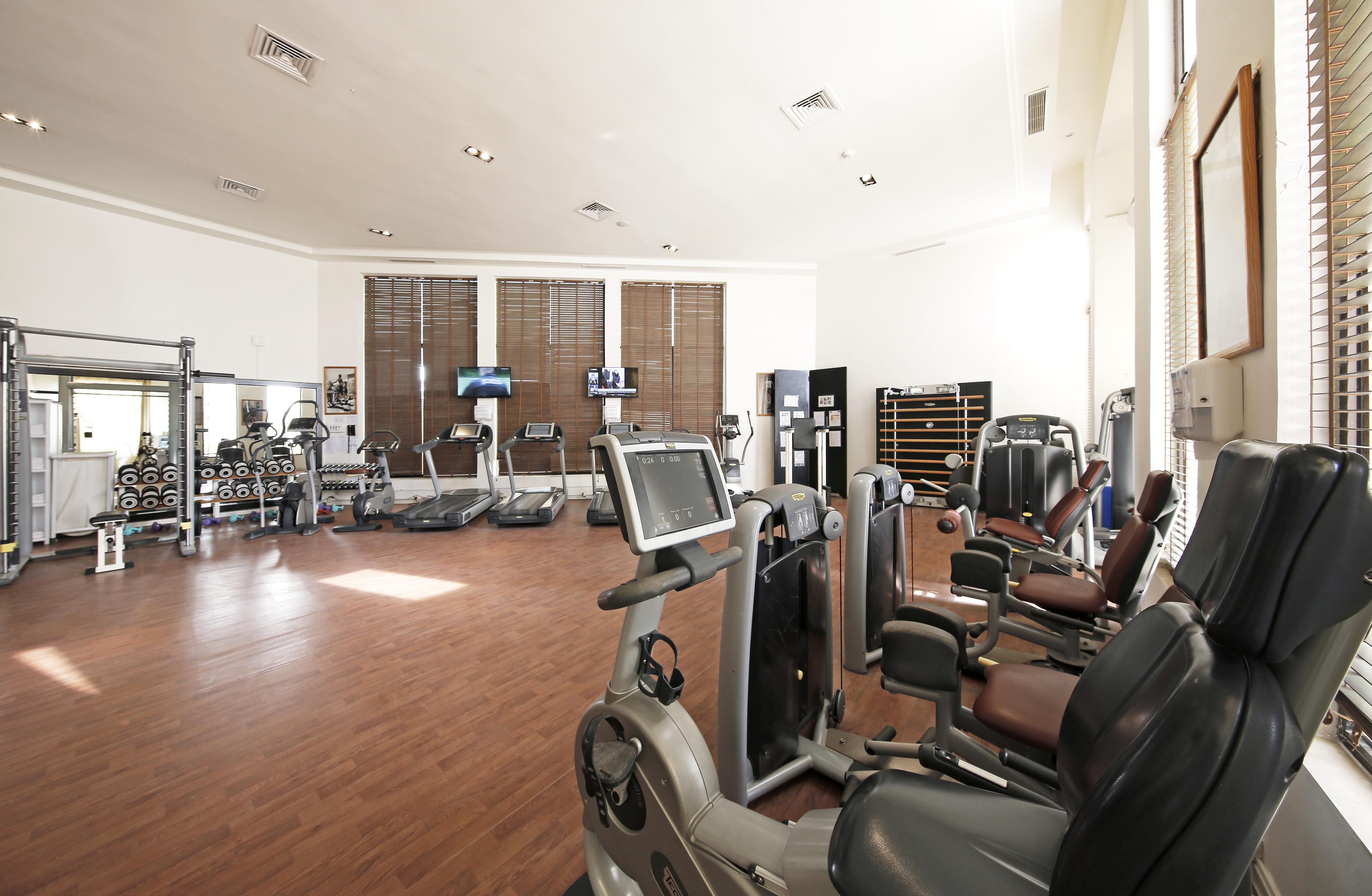 Radisson Blu Palace Resort & Thalasso, Djerba Mezraia 외부 사진 The gym at the hotel