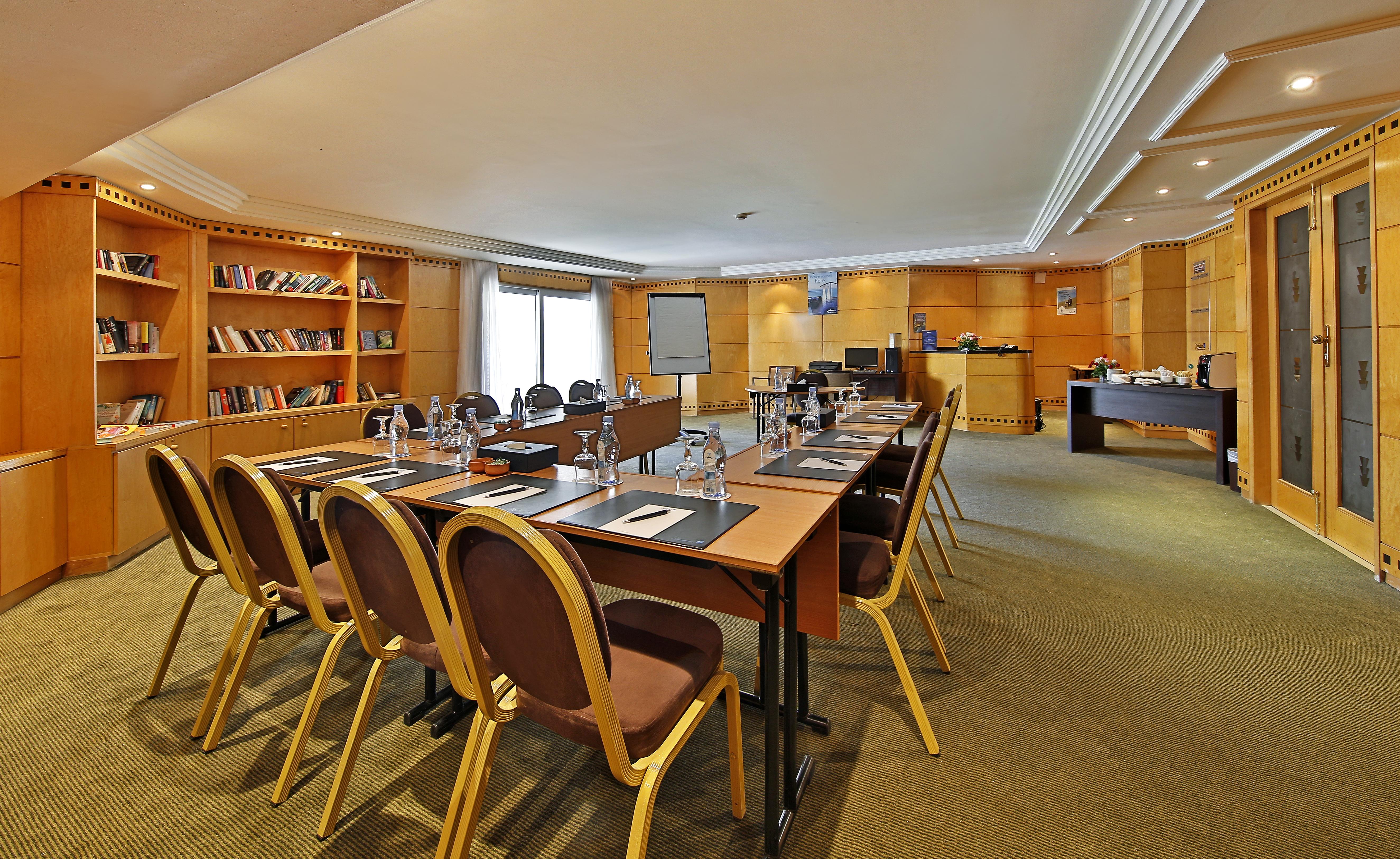 Radisson Blu Palace Resort & Thalasso, Djerba Mezraia 외부 사진 Library