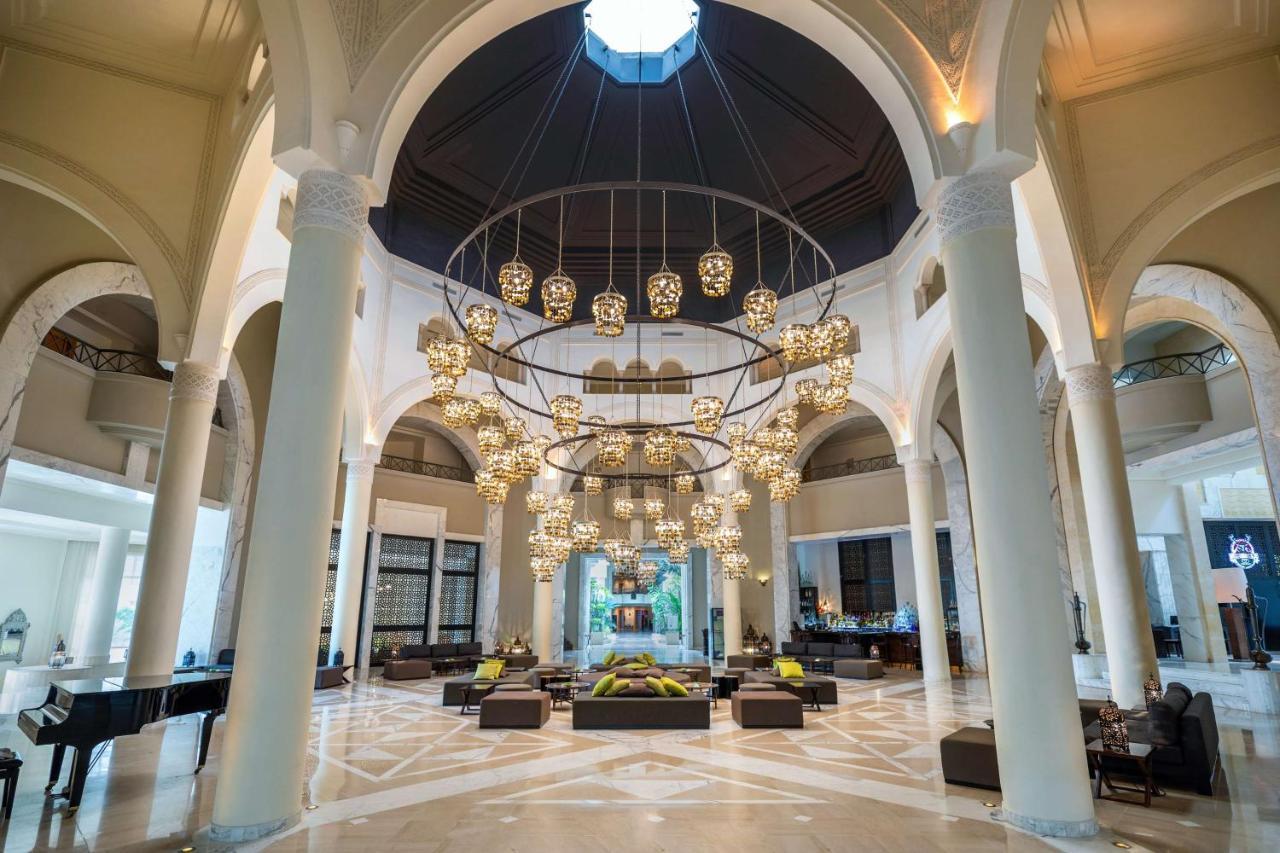 Radisson Blu Palace Resort & Thalasso, Djerba Mezraia 외부 사진 The lobby of the hotel