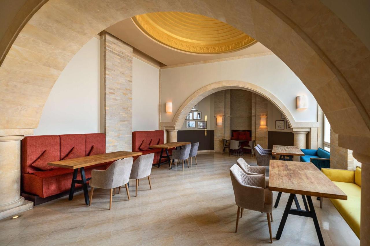 Radisson Blu Palace Resort & Thalasso, Djerba Mezraia 외부 사진 The Café