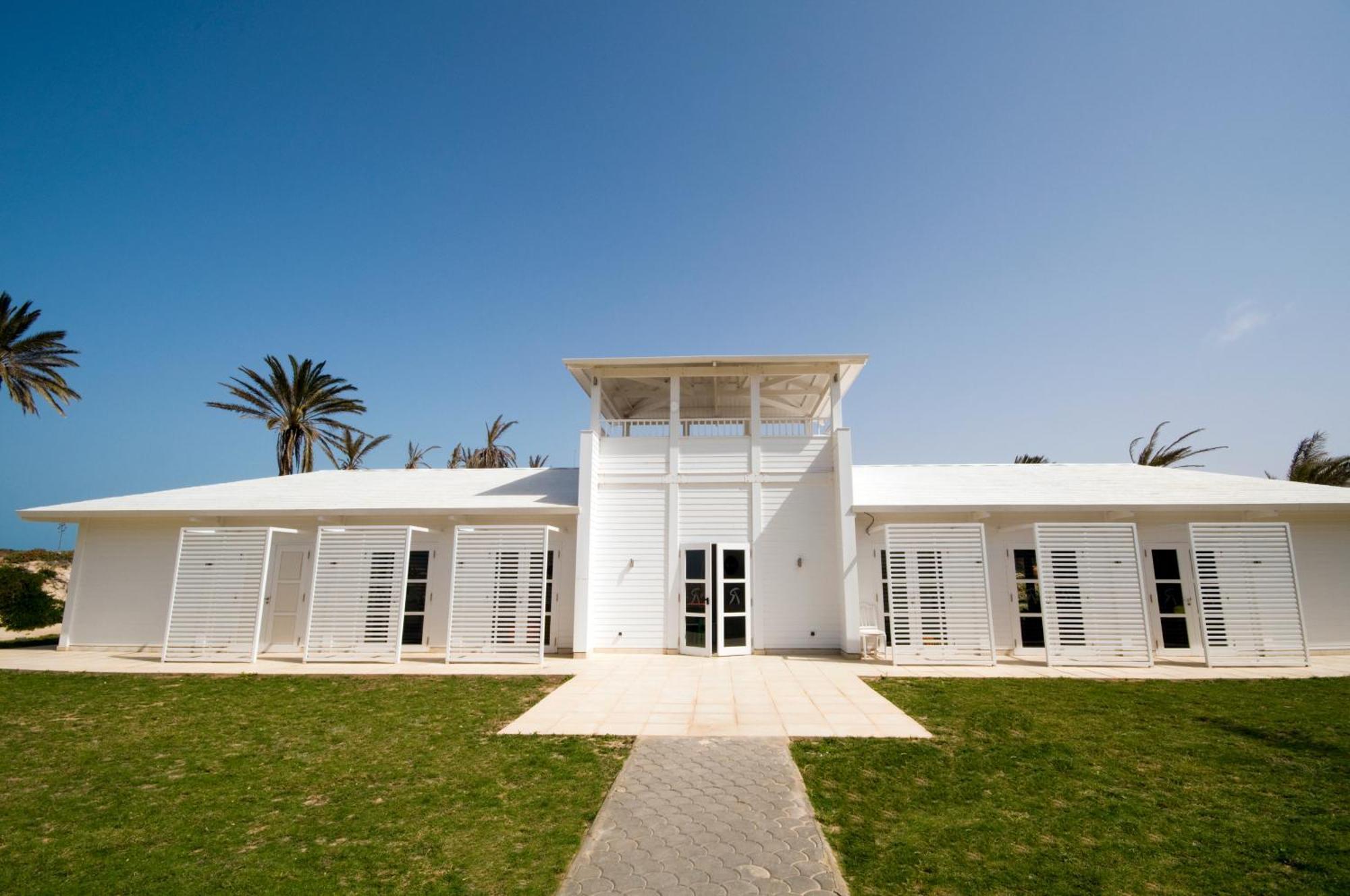 Radisson Blu Palace Resort & Thalasso, Djerba Mezraia 외부 사진 The new terminal