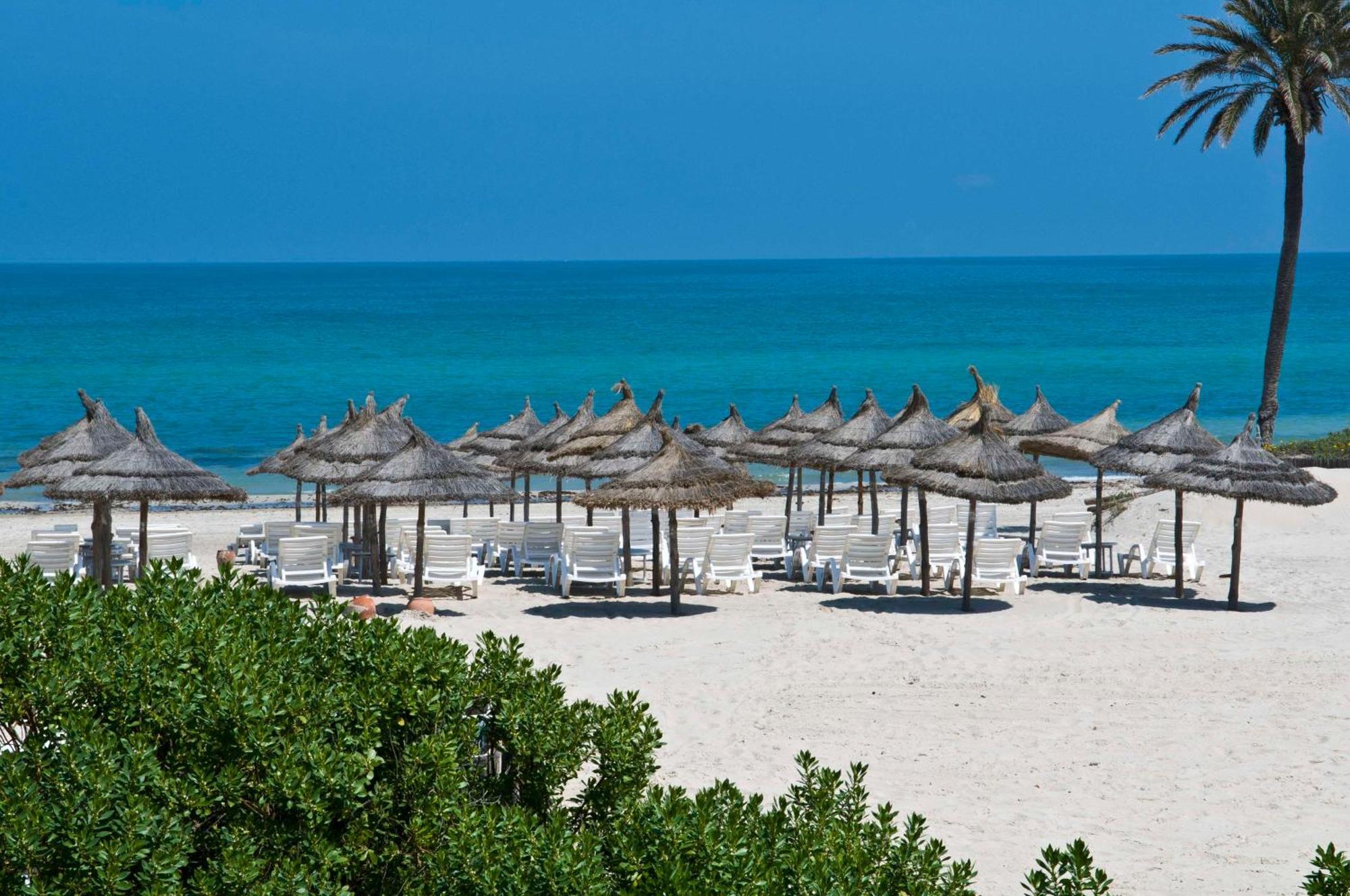 Radisson Blu Palace Resort & Thalasso, Djerba Mezraia 외부 사진 Beach in La Paloma